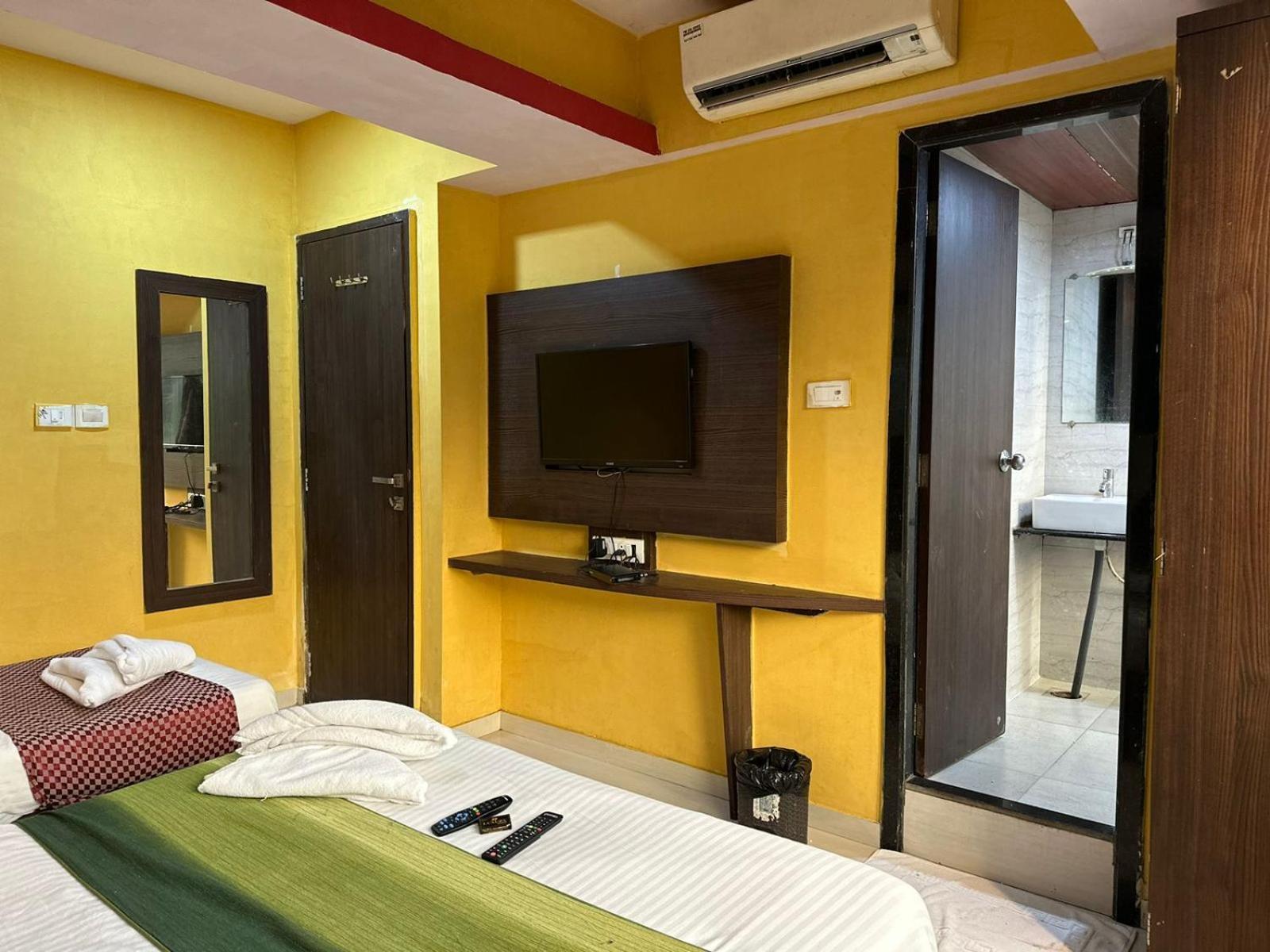 Hotel Artusinn Midc Andheri East Mumbai Exterior photo