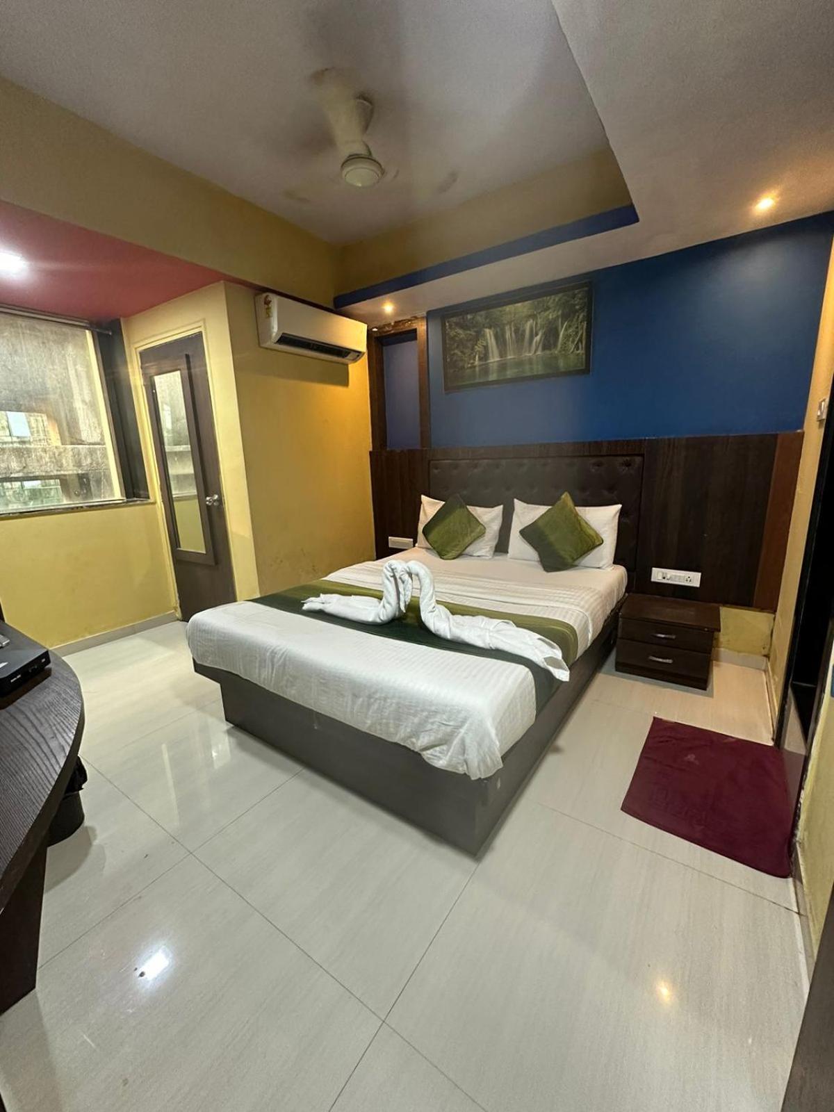 Hotel Artusinn Midc Andheri East Mumbai Exterior photo