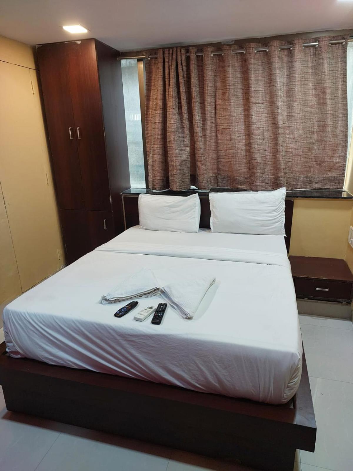 Hotel Artusinn Midc Andheri East Mumbai Exterior photo